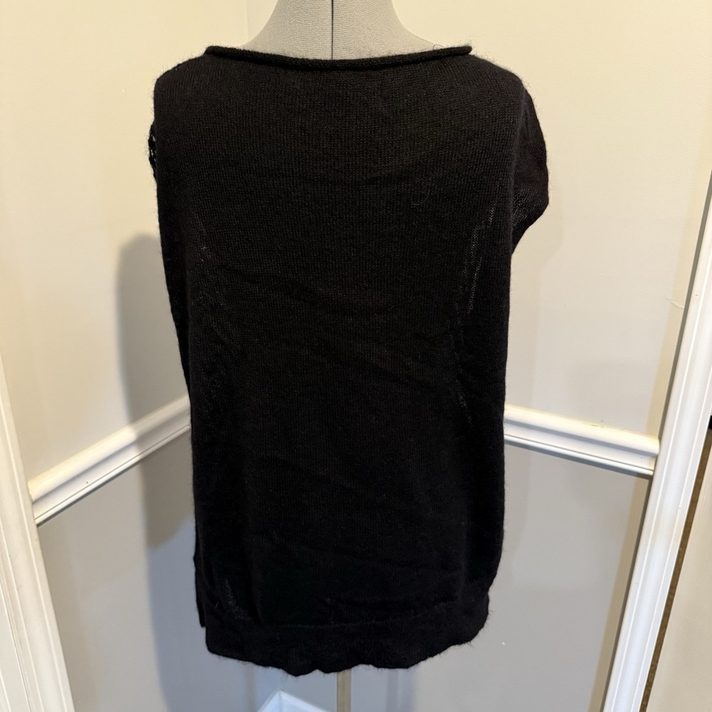 EILEEN FISHER Bateau-neck Top Cap-sleeve crochet soft Sweater In Black Sz Small - Picture 2 of 4